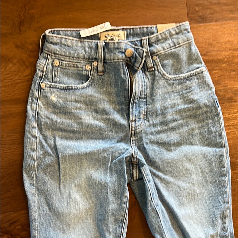 Brand New Madewell “The Curvy Perfect Vintage Jean” Size 25